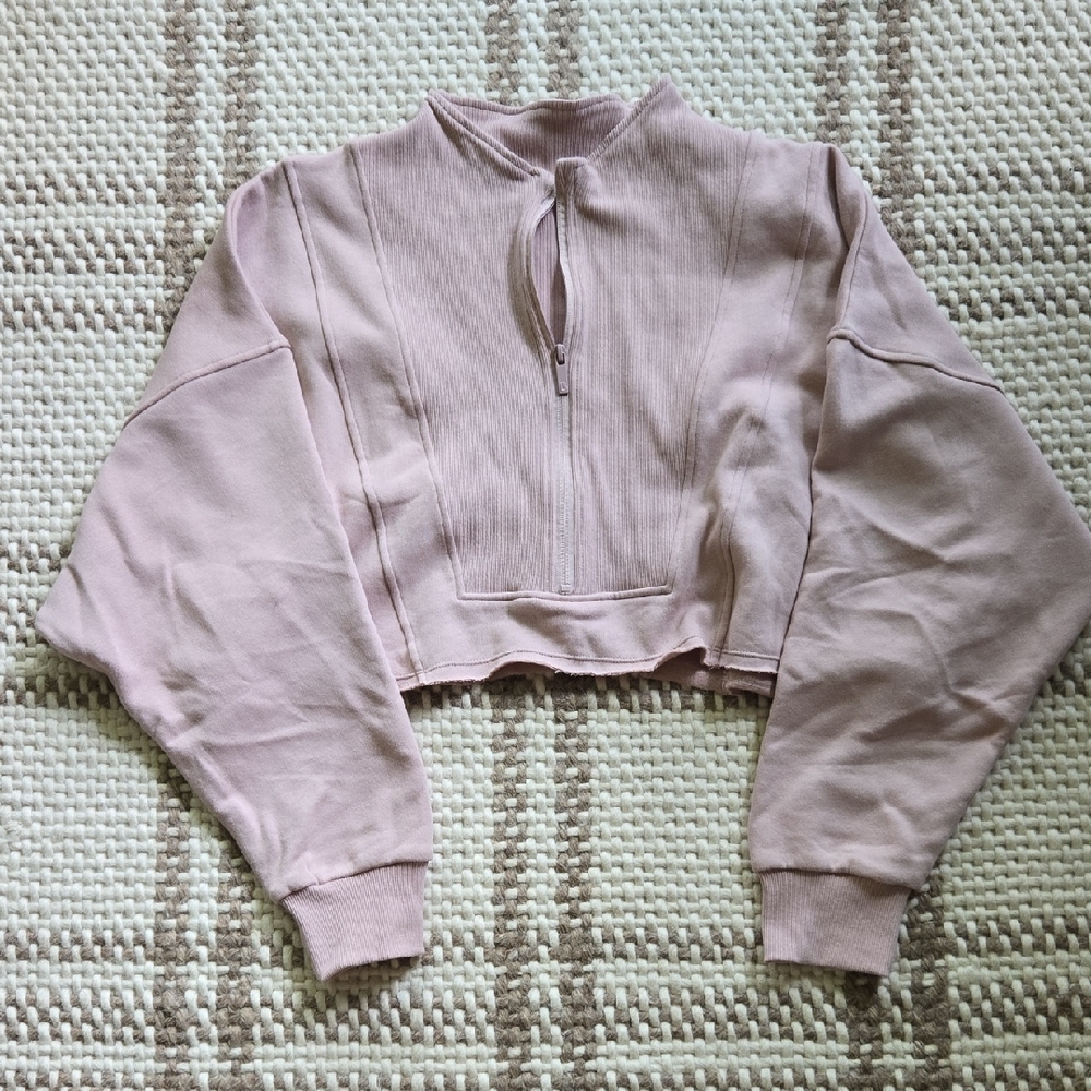 Buffbunny Berry Ice Pink Threads Cropped Sweatshirt with Zip Neck medium